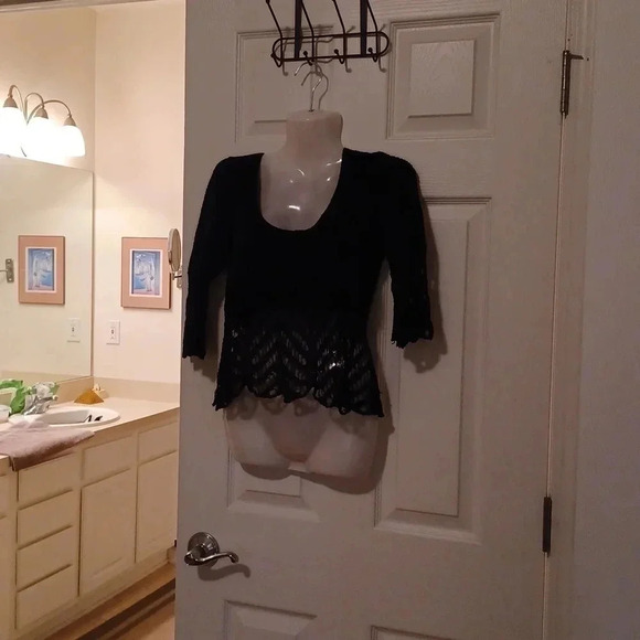 🍭🌹  Black sweater - Picture 11 of 12